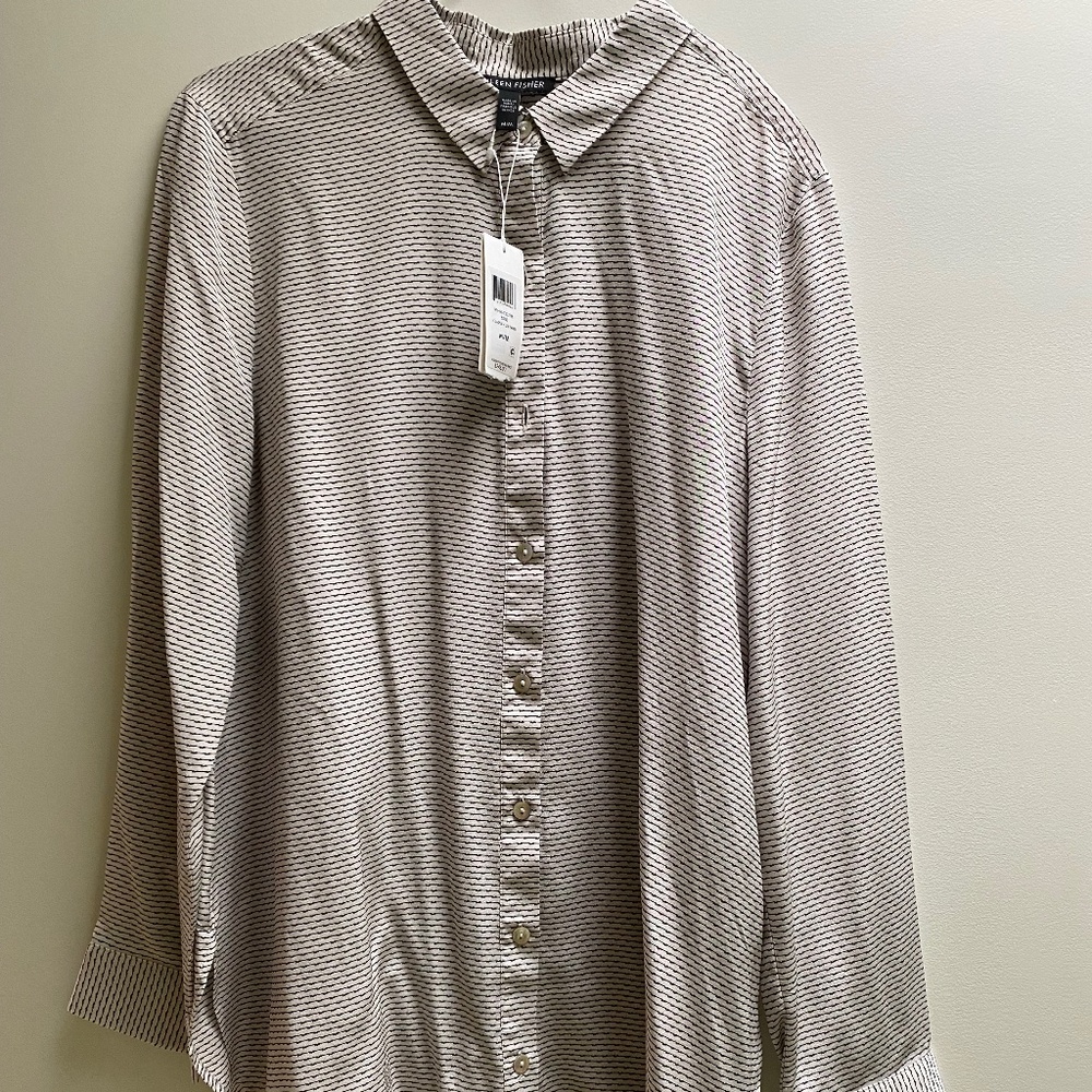 New- silk Eileen, fisher blouse